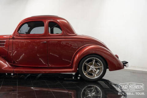 1936 Ford Deluxe