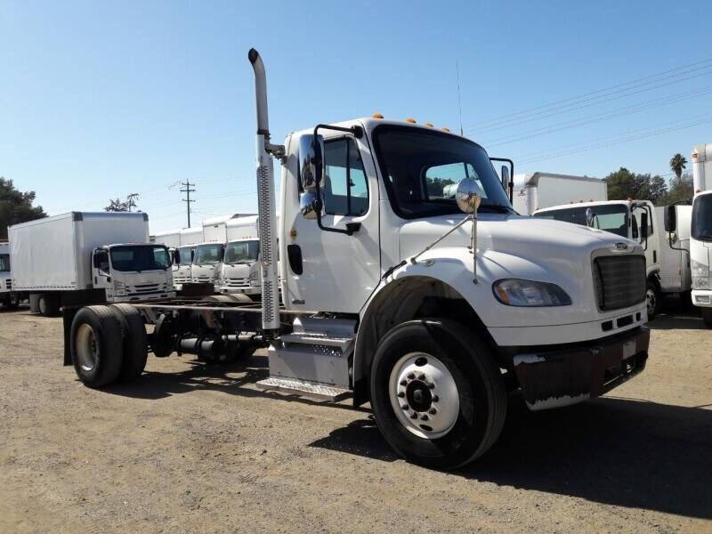 2014 Freightliner M2 106