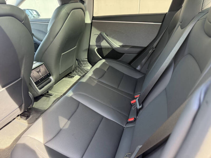 2025 Tesla Model 3 Long Range