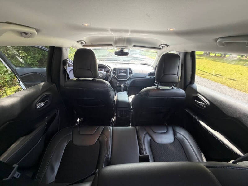 2020 Jeep Cherokee Altitude