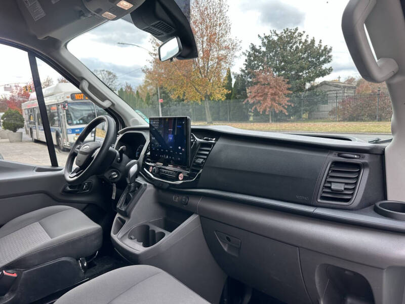 2024 Ford Transit 350 XLT