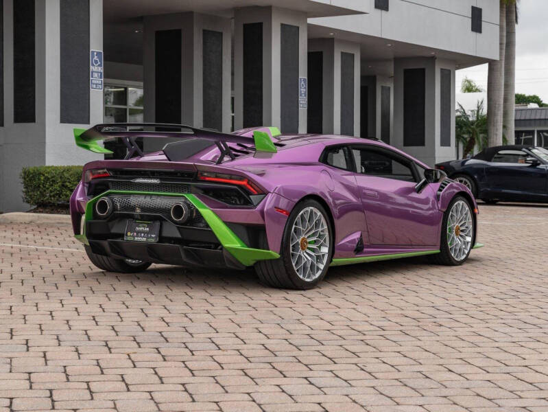 2023 Lamborghini Huracan STO