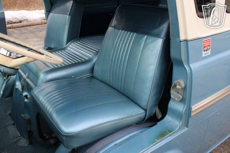 1967 Ford E-150