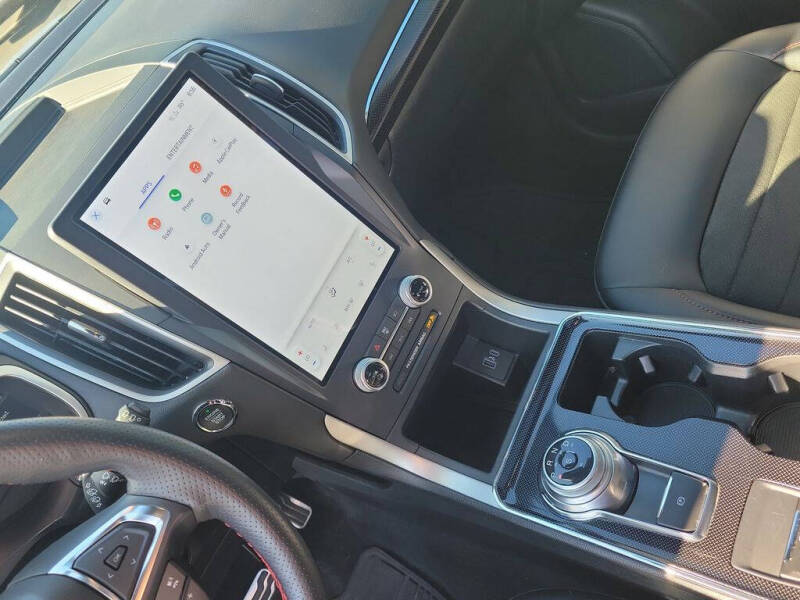 2021 Ford Edge ST-Line