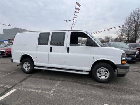 2024 Chevrolet Express 2500