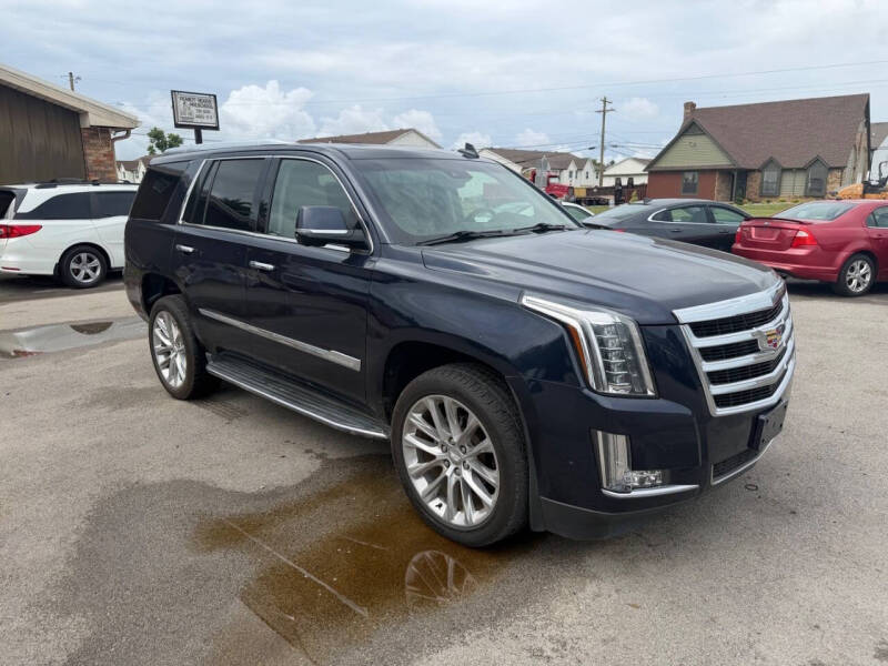2017 Cadillac Escalade Luxury