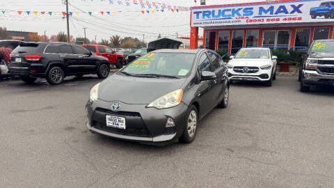 2013 Toyota Prius c Three