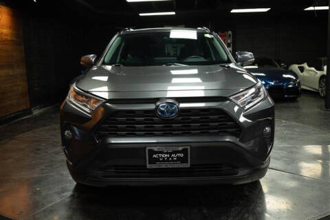 2020 Toyota RAV4 Hybrid XLE