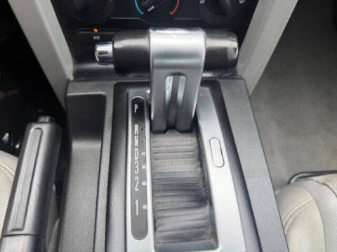 2008 Ford Mustang V6 Deluxe