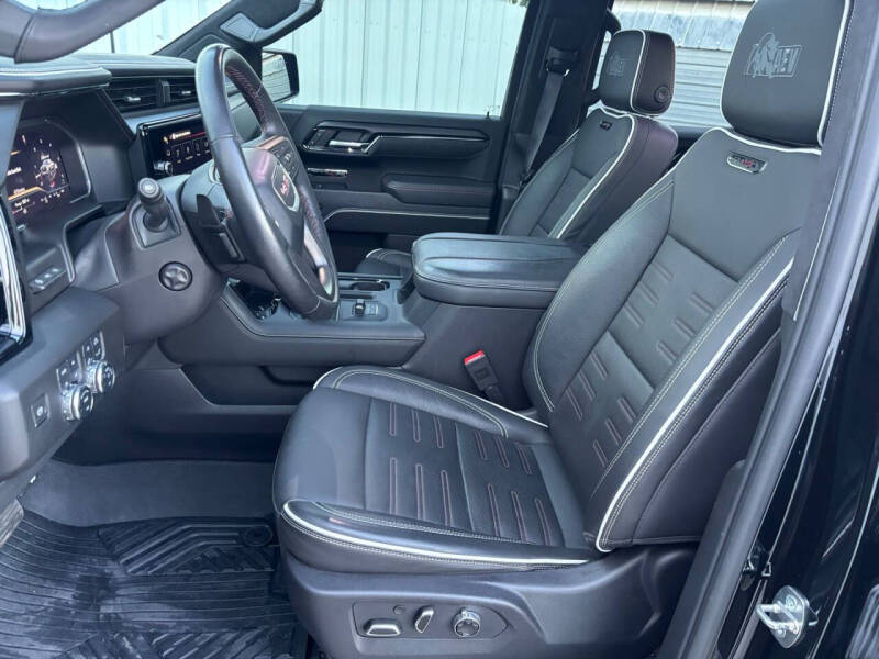 2024 GMC Sierra 1500 AT4X