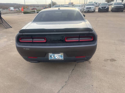 2022 Dodge Challenger SXT
