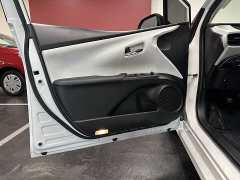 2022 Toyota Prius XLE