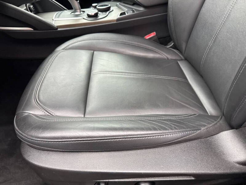 2018 Alfa Romeo Stelvio Ti