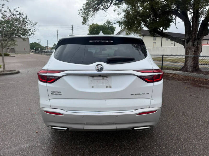 2018 Buick Enclave Essence