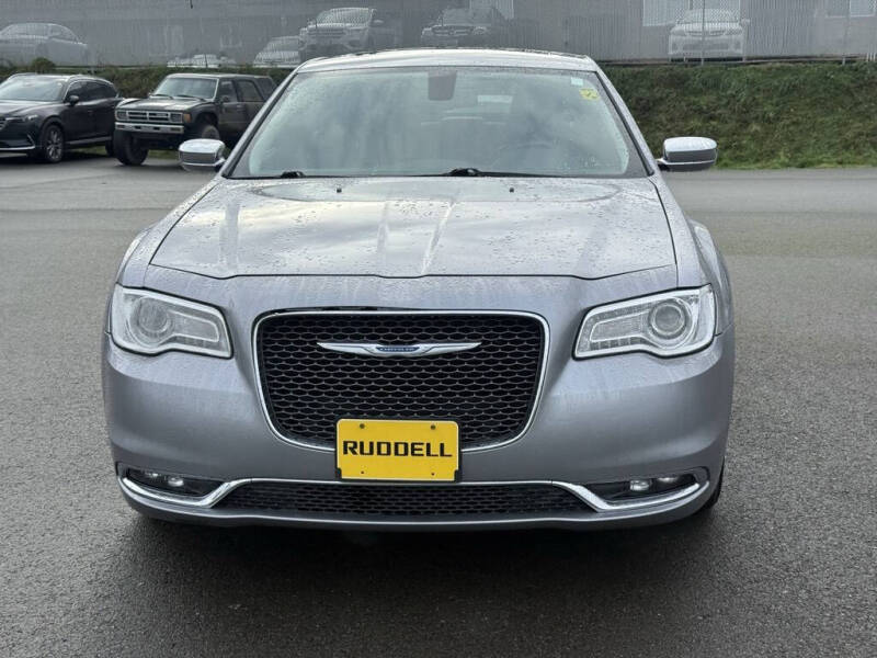 2016 Chrysler 300 C
