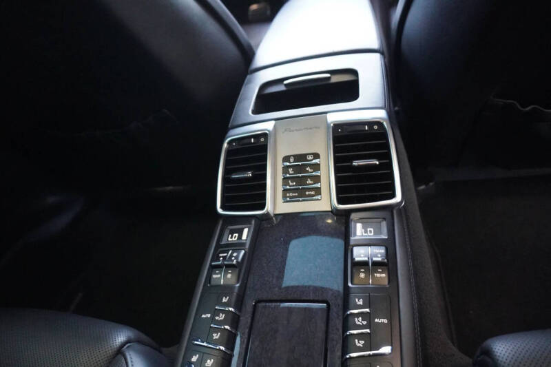 2014 Porsche Panamera Turbo Executive