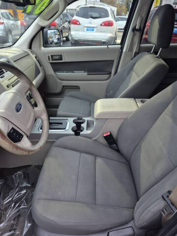 2009 Ford Escape XLT