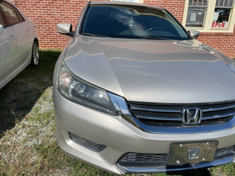2014 Honda Accord for sale at Maxx Used Cars in Pittsboro NC