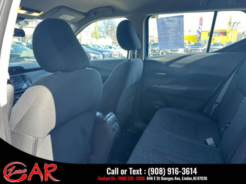 2021 Nissan Kicks SV