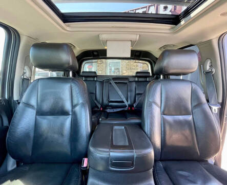 2011 Chevrolet Avalanche LTZ