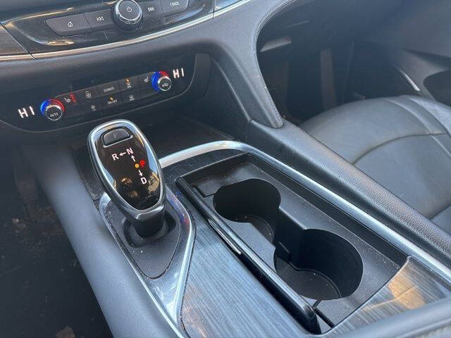 2020 Buick Enclave Essence