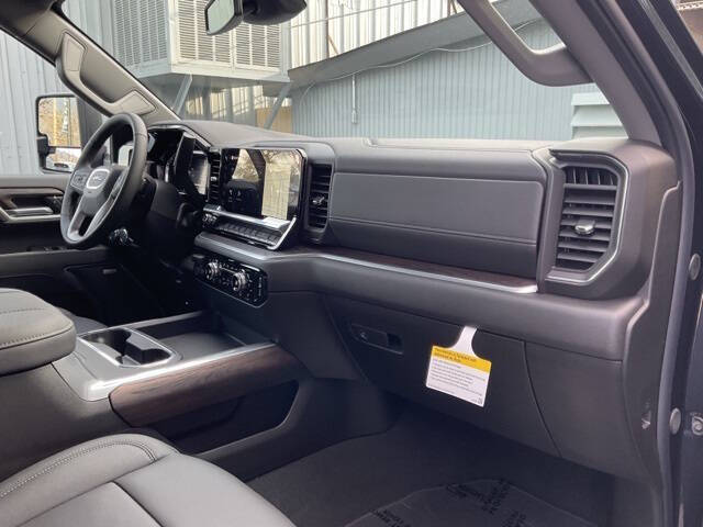 2025 GMC Sierra 2500HD