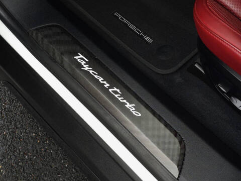 2020 Porsche Taycan Turbo