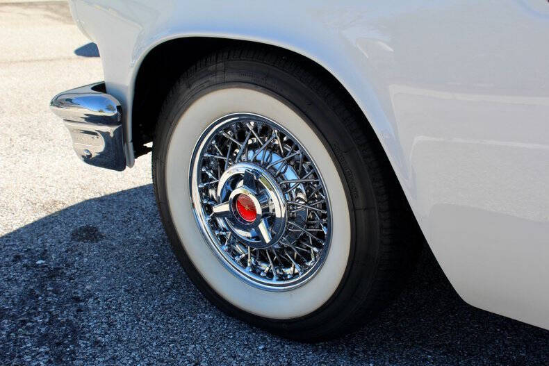 1957 Ford Thunderbird