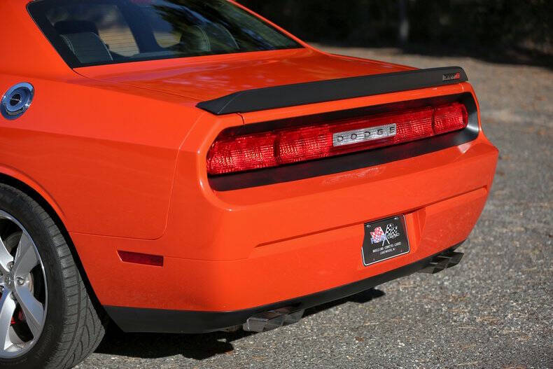 2008 Dodge Challenger SRT8