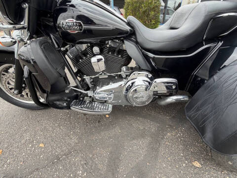 2013 Harley-Davidson TRIKE FLHTCUTG