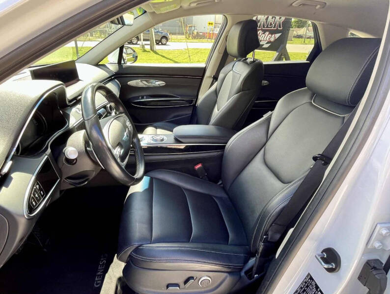 2022 Genesis GV70 2.5T Standard