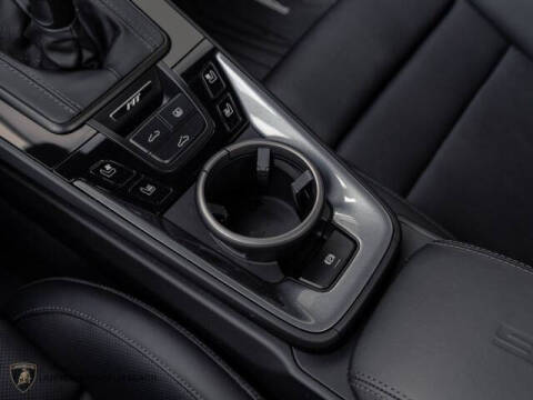 2025 Porsche 911 Carrera