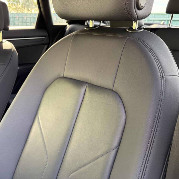 2021 Audi Q3 quattro S line Premium 45 TFSI