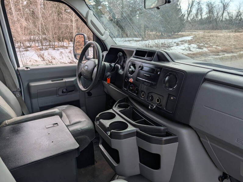 2012 Ford E-Series