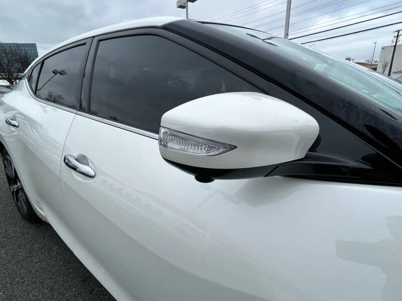 2016 Nissan Maxima Platinum