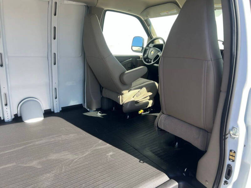 2026 Chevrolet Express 3500