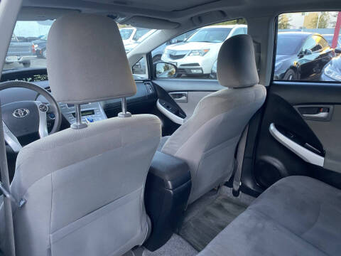 2013 Toyota Prius Three