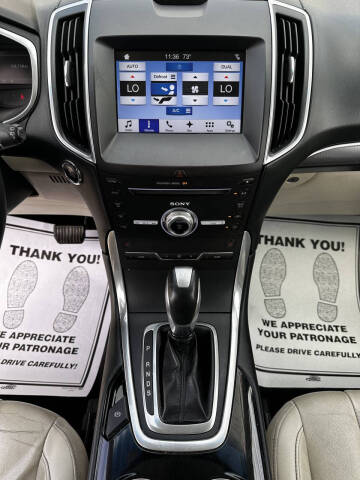 2017 Ford Edge Titanium