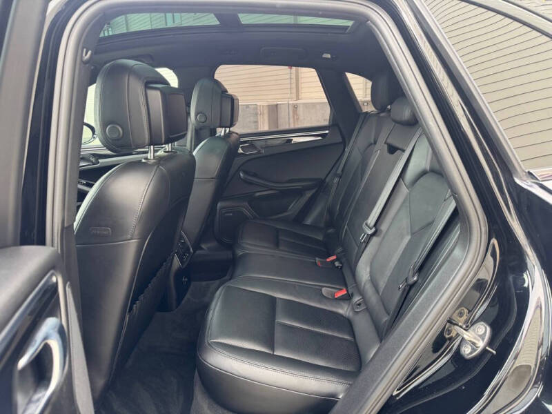 2016 Porsche Macan S