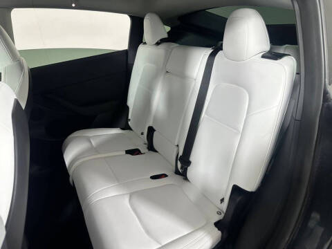 2025 Tesla Model Y Long Range