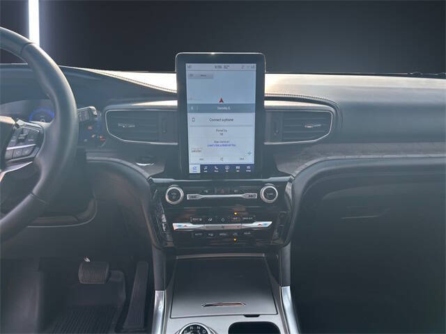 2023 Ford Explorer Platinum