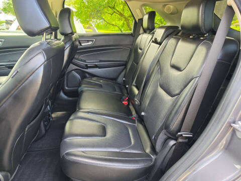 2021 Ford Edge Titanium