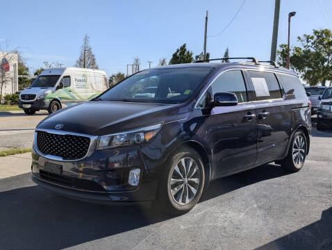 2018 Kia Sedona for sale at Bond Auto Sales of St Petersburg in Saint Petersburg FL