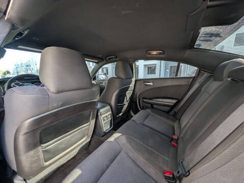 2017 Dodge Charger SXT