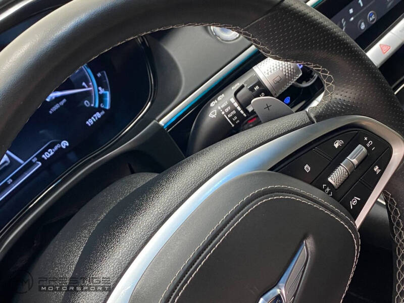 2023 Genesis GV70 2.5T Standard