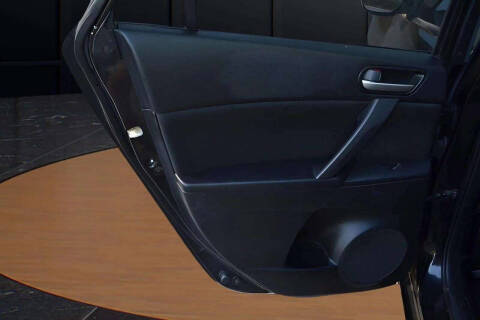 2013 Mazda MAZDA3 i Touring