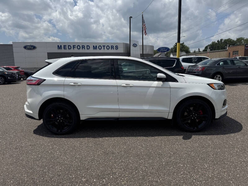2022 Ford Edge ST