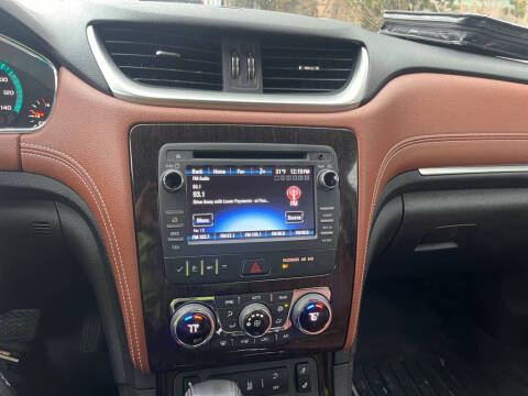 2017 Chevrolet Traverse LT