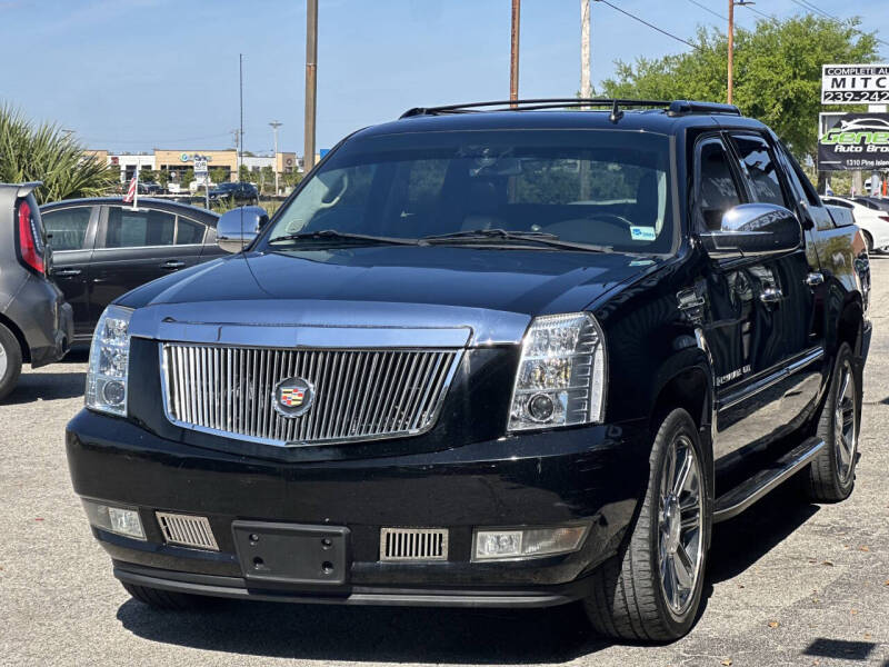 Used 2008 Cadillac Escalade EXT Base with VIN 3GYFK62878G247494 for sale in Fort Myers, FL