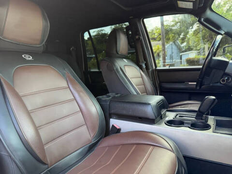 2017 Ford Expedition EL